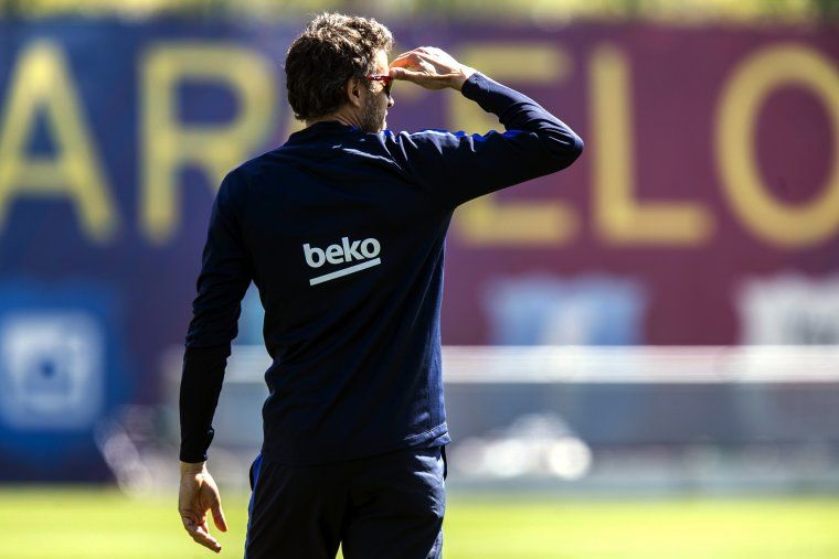 Luis Enrique a l'entrenament del Barça