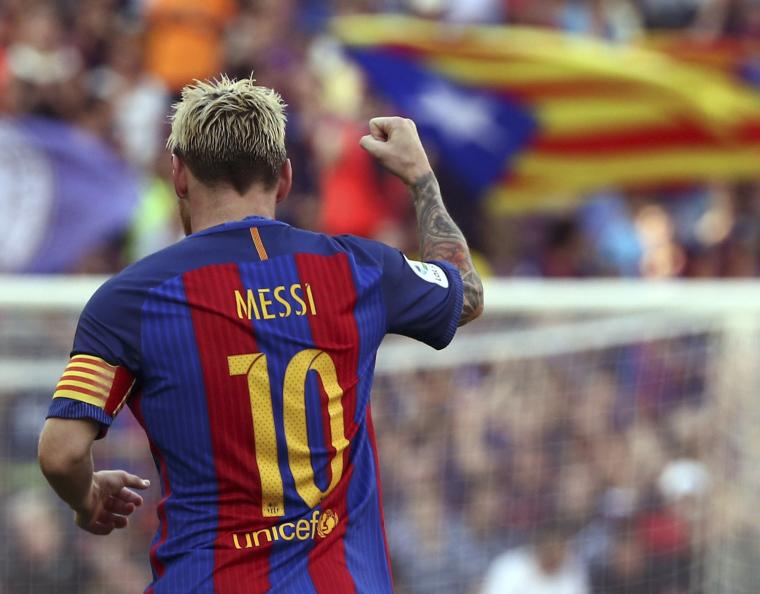 Messi celebra el segon gol del Barça davant el Betis.