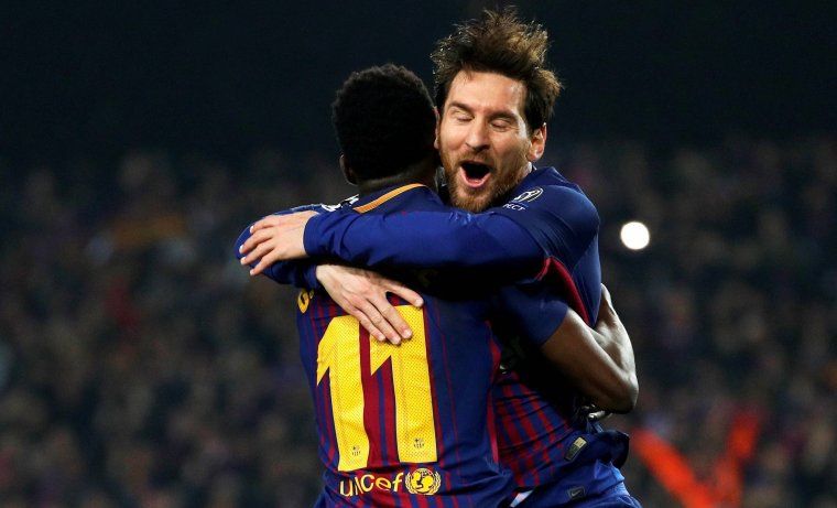 Lionel Messi i Ousmane Dembélé celebren un gol contra el Chelsea.