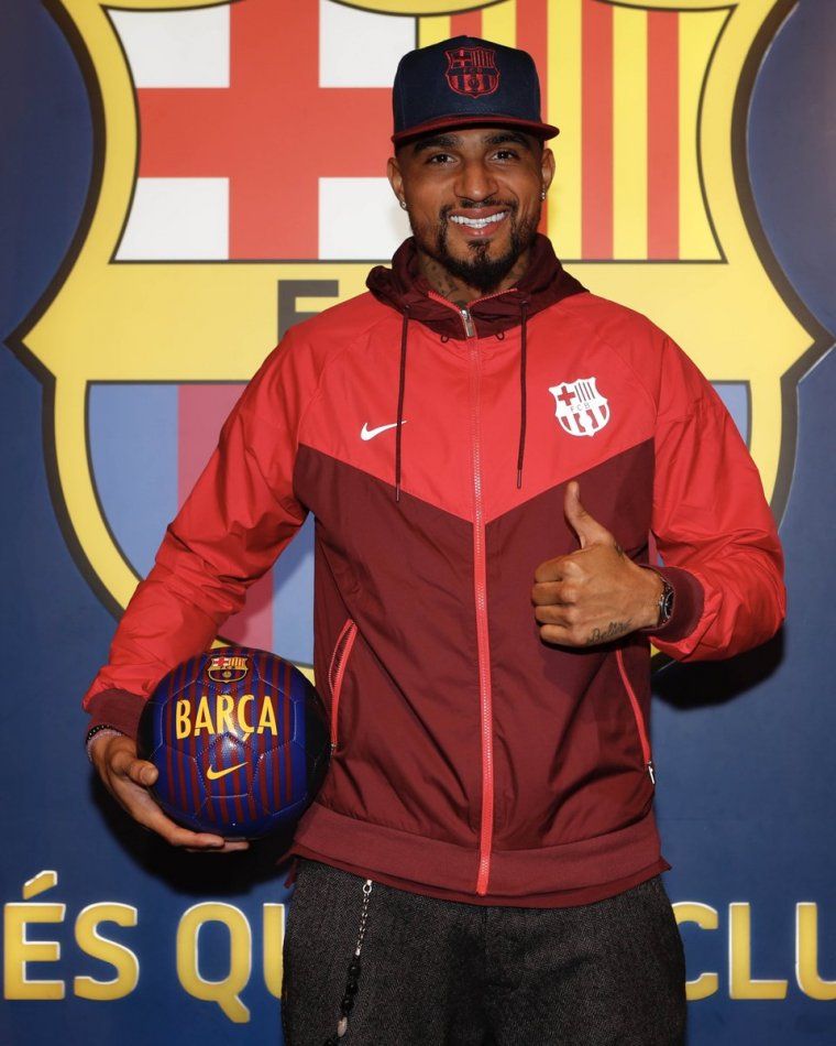 Boateng, amb roba del Barça