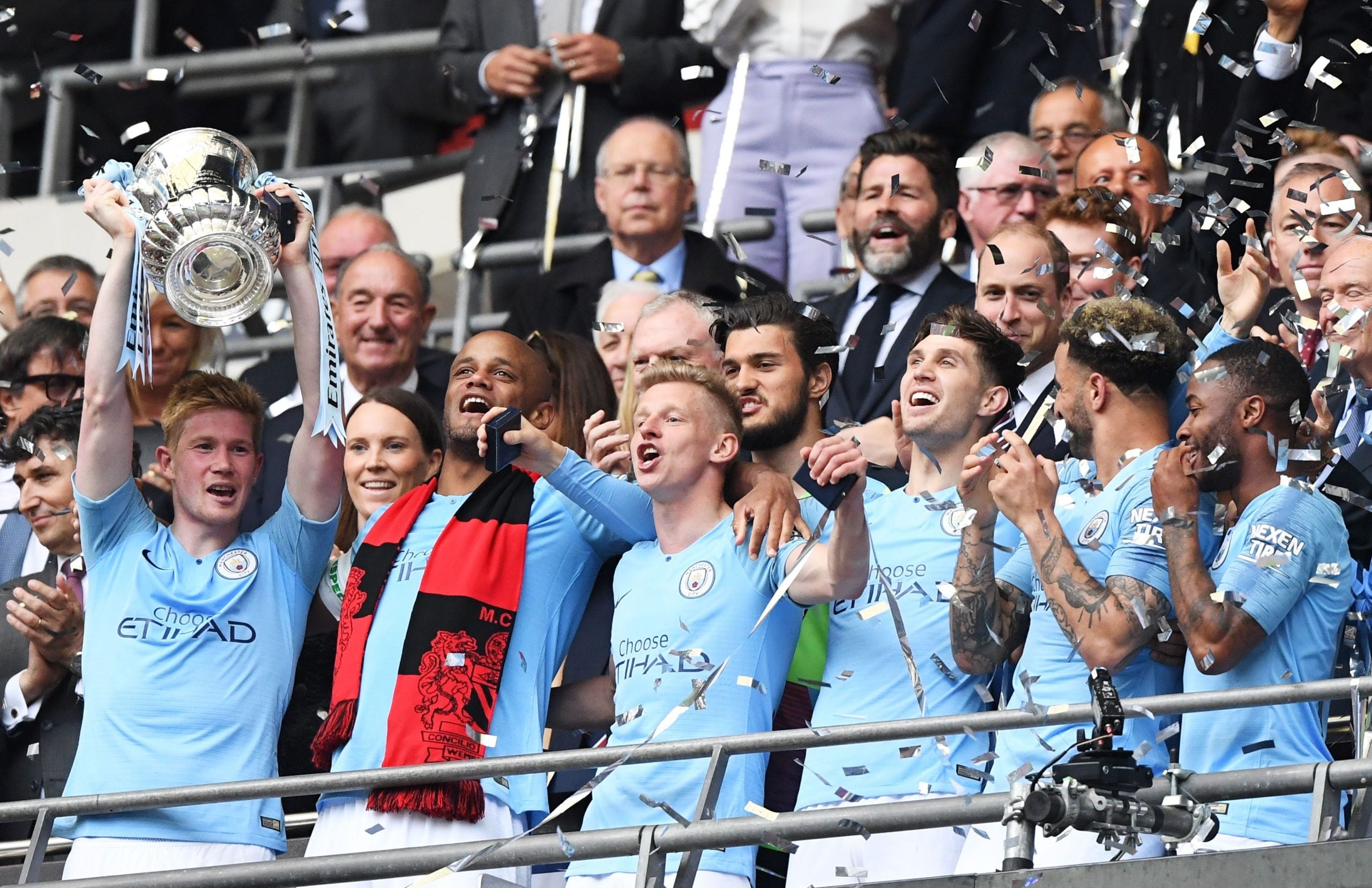 Els jugadors del City celebren la FA Cup | Facundo Arrizabalaga | EFE