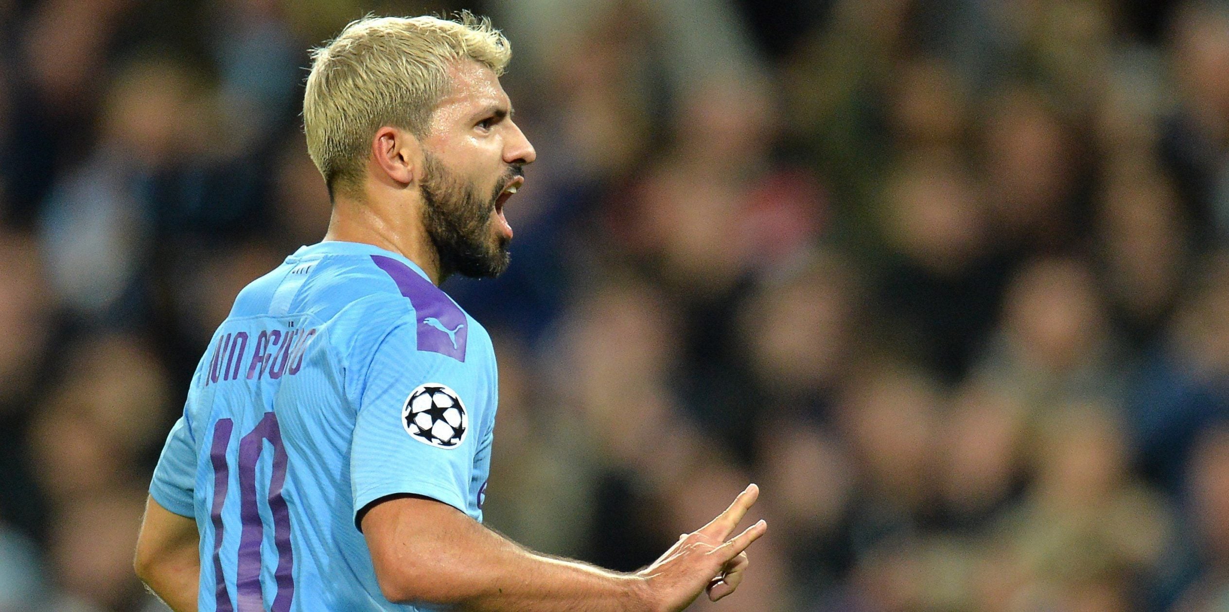 Kun Agüero, celebrant un dels gols contra l'Atalanta | EFE