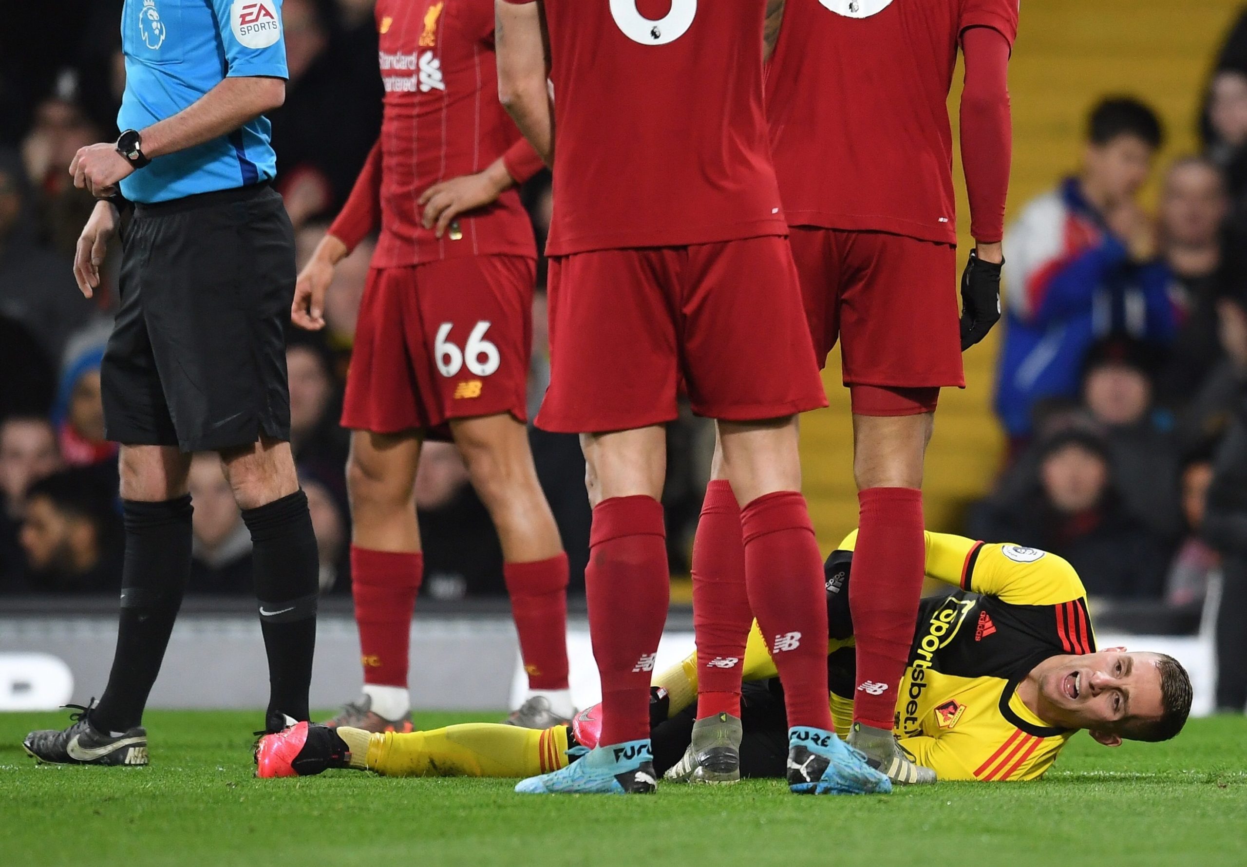 Gerard Deulofeu, en el moment de la lesió | EFE