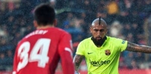 Arturo Vidal, durant el partit del Barça contra el Girona.