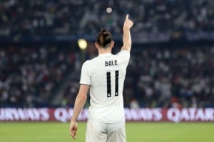 Bale celebra un dels seus gols contra el Kashima.