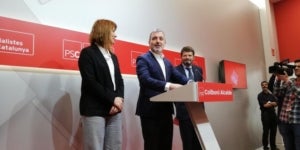 Collboni amb Albert Batlle i Laia Bonet a la seu del PSC
