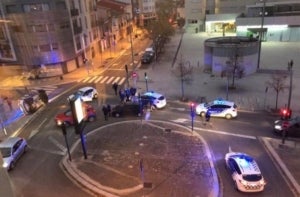 El cotxe policial ha quedat bolcat a la cruïlla de la carretera Montcada amb Topete