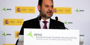 El ministre de Foment del govern espanyol, Jos&eacute; Lu&iacute;s &Aacute;balos, a la presentaci&oacute; del nou nom de l'aeroport Josep Tarradellas-Barcelona-El Prat