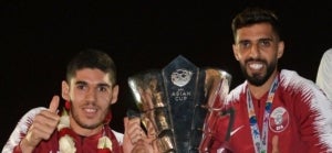 Els jugadors de Qatar celebren la consecució de la Copa d'Àsia.