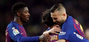 Els jugadors del Barça celebren el gol de Messi contra el Celta.