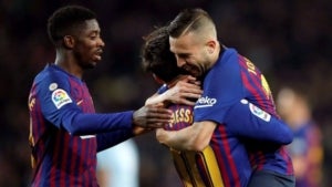 Els jugadors del Barça celebren el gol de Messi contra el Celta.