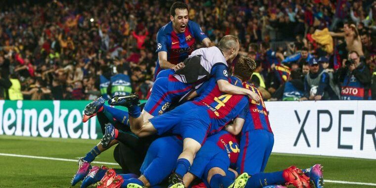 Els jugadors del Barça celebren el sisè gol davant el PSG.