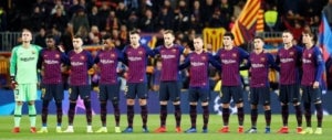 Els jugadors del Barça guarden un minut de silenci en homenatge a Josep Lluís Núñez