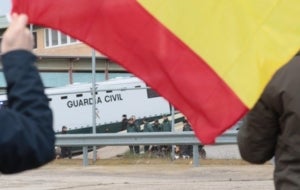 Els presos arriben a Soto del Real dins d'un autob&uacute;s de la Gu&agrave;rdia