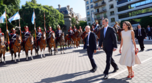 Felip i Let&iacute;cia durant la recepci&oacute; oficial a Buenos Aires