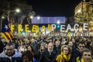 [FOTOGALERIA] La tarda del 21-D, un dia de rebuig a l'Estat