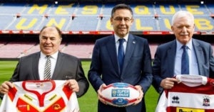 Josep Maria Bartomeu, juntament amb els màxims dirigents dels Dragons i el Wigan