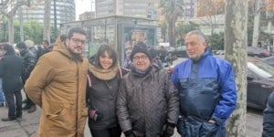 La Patricia posa juntament amb els seus companys conductors de VTC