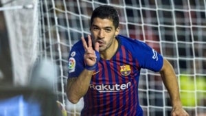 Luis Suárez celebra el seu segon gol al Rayo Vallecano.