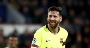 Messi celebra el seu gol contra el PSV.