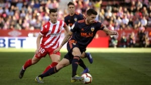 Piccini i Borja Garc&iacute;a, durant el Girona-Val&egrave;ncia.