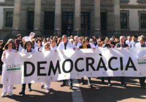 Protesta dels metges i professionals del Clínic per l'1-O