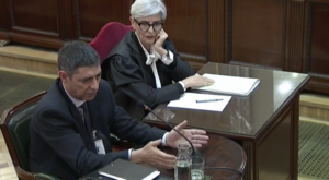 Trapero declarant al Suprem, al costat de la seva advocada