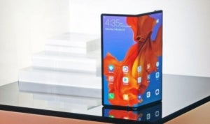 Un dels tel&egrave;fons m&ograve;bils plegables presentats al MWC