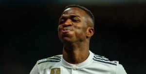 Vin&iacute;cius, durant un partit del Reial Madrid.