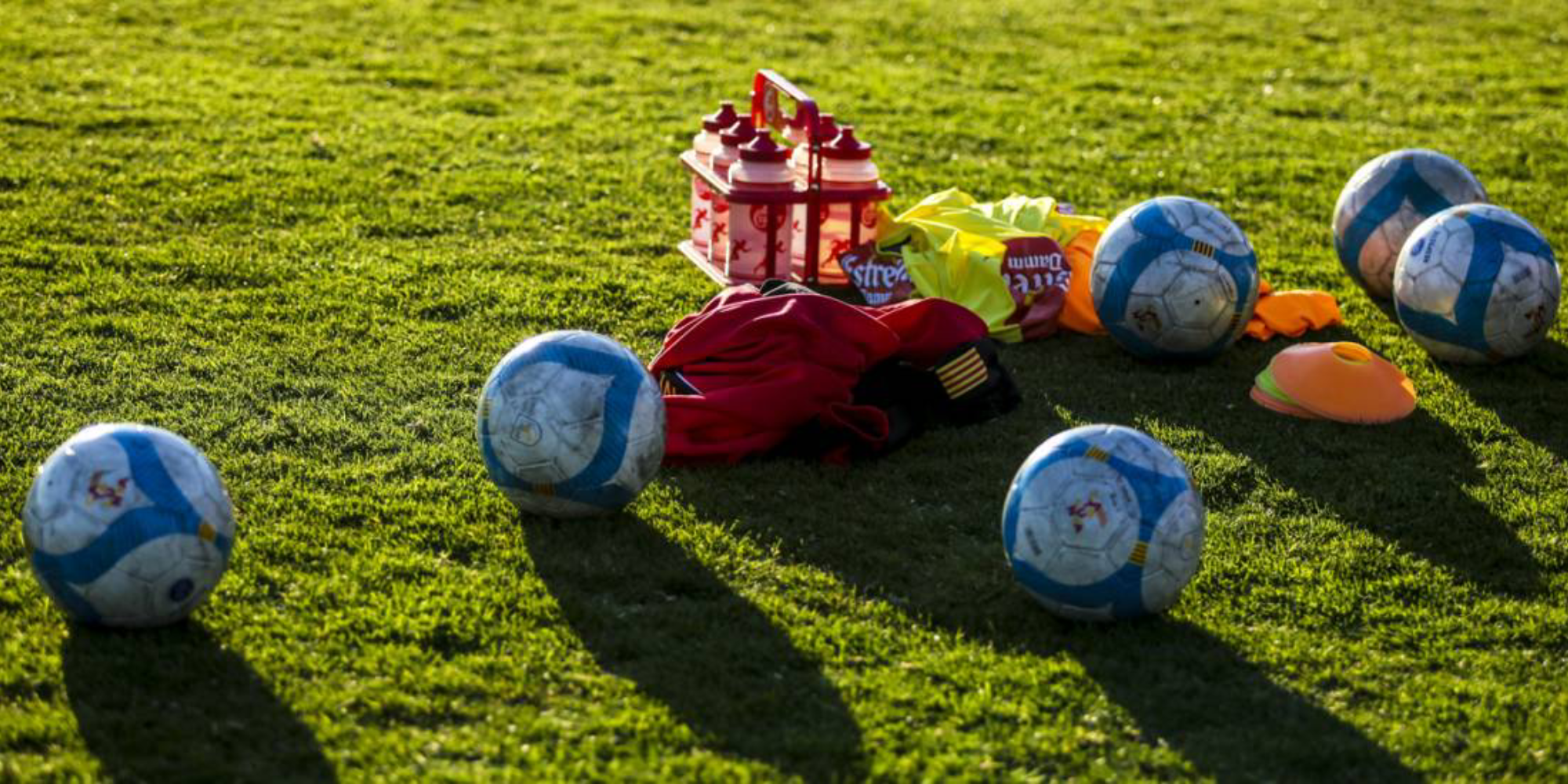 Pilotes sobre un camp de futbol | FCF