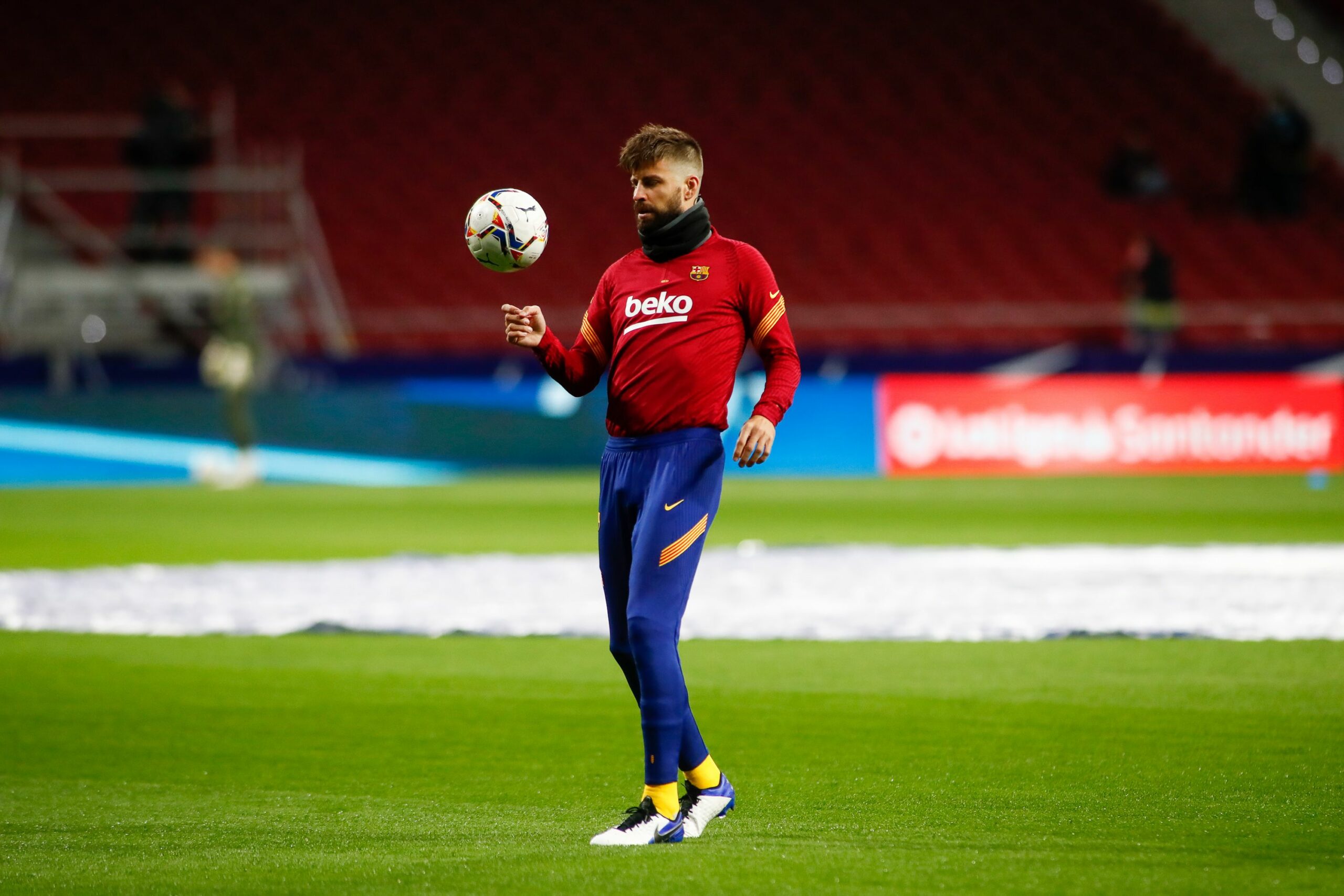 Piqué, durant el partit al Wanda Metropolitano | Europa Press