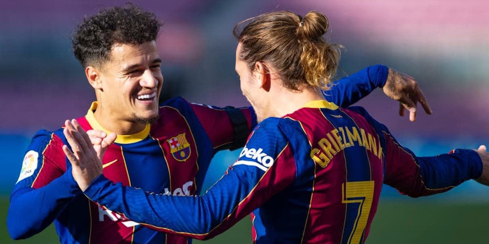 Coutinho i Griezmann celebren un dels gols del Barça contra l'Osasuna | FC Barcelona
