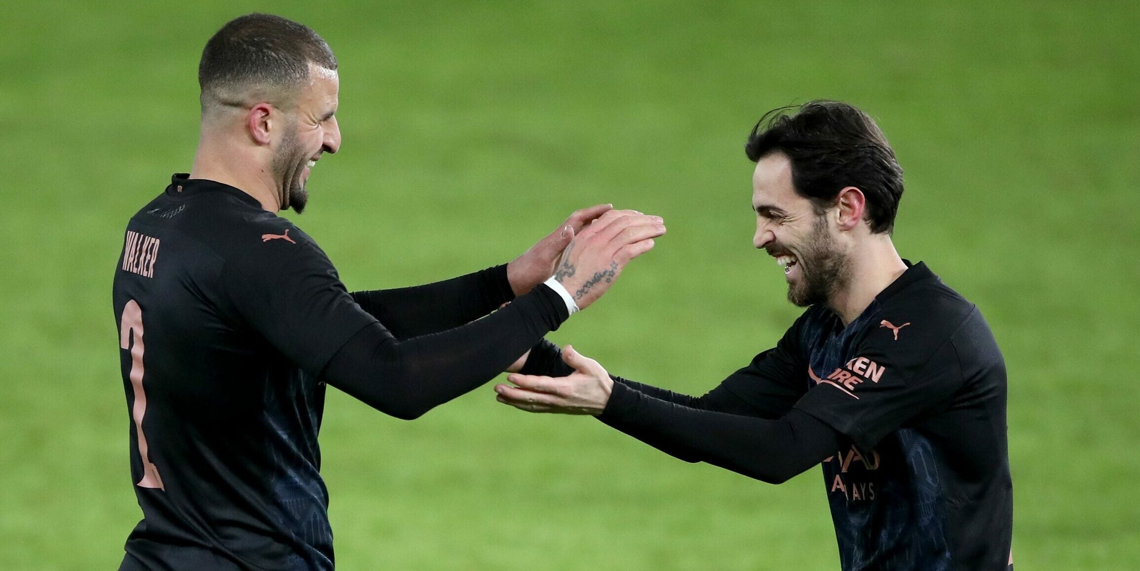 Walker i Bernardo Silva celebren un gol | Europa Press
