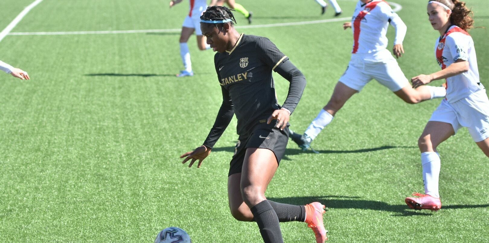 Oshoala, jugadora del Barça | FCB