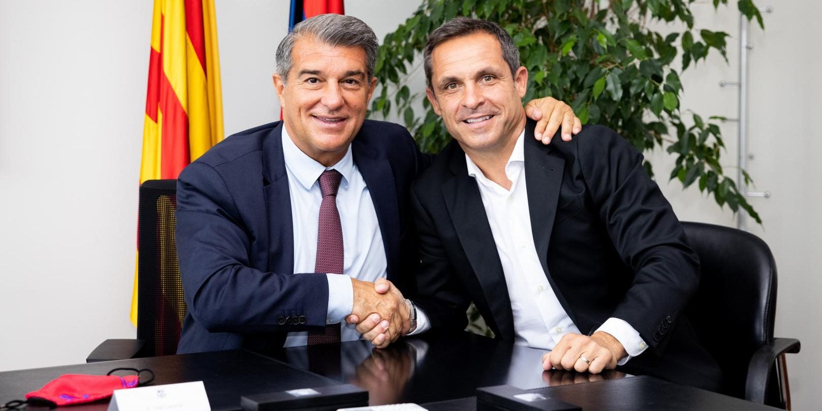 Sergi Barjuan, amb Joan Laporta | FC Barcelona