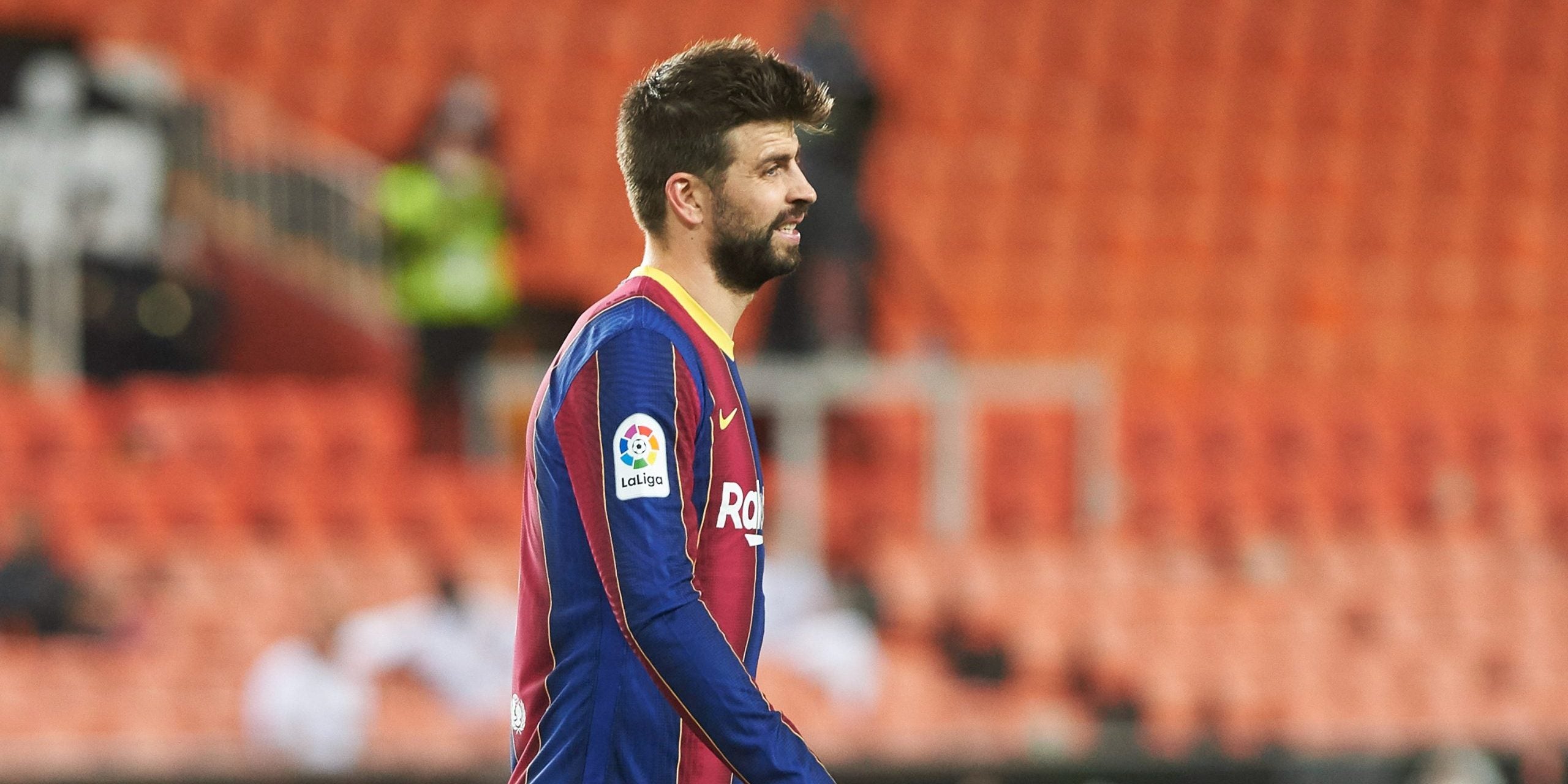 Piqué durant un partit amb el Barça | Europa Press