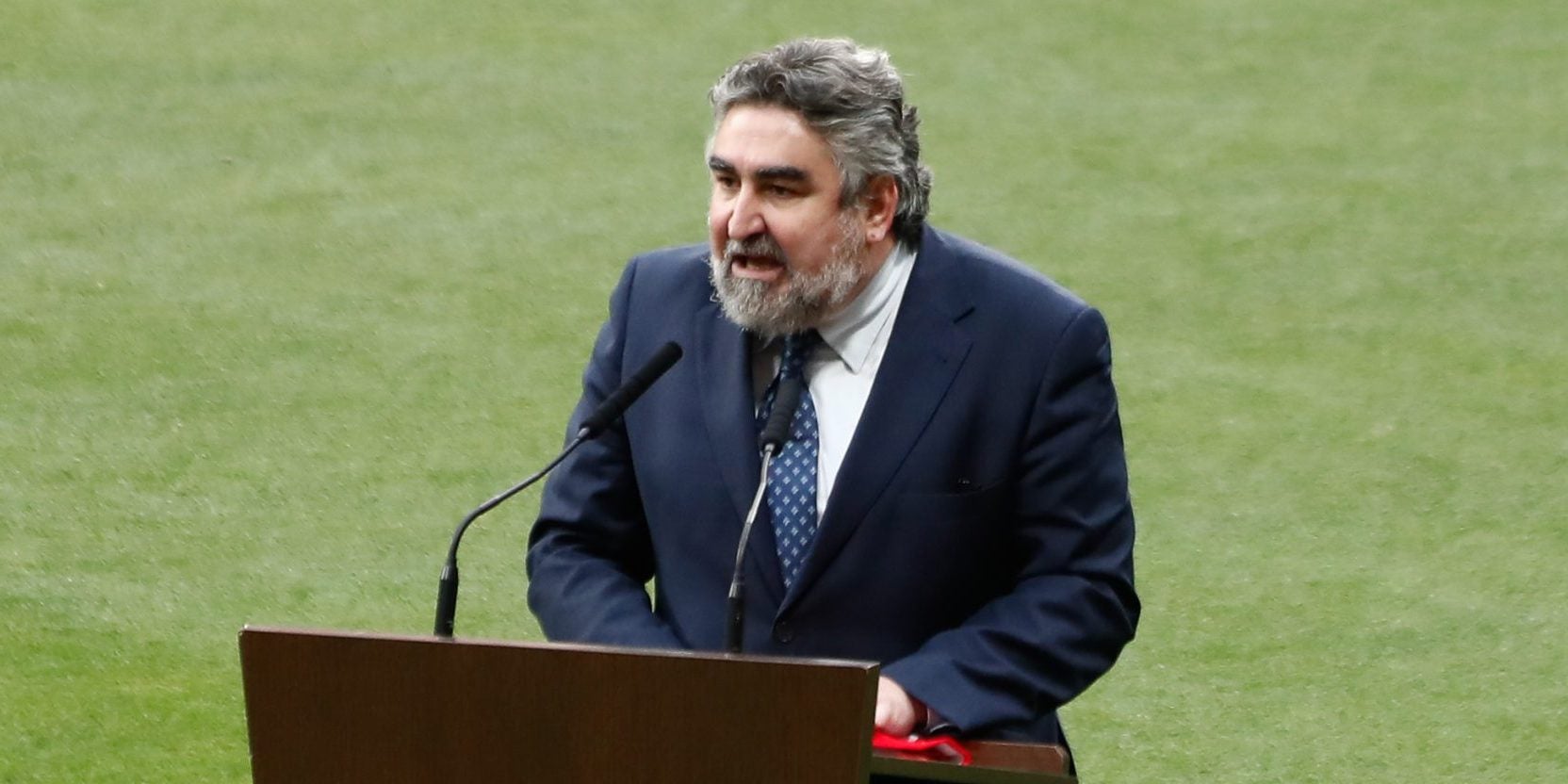 Uribes, ministre de Cultura i Esports