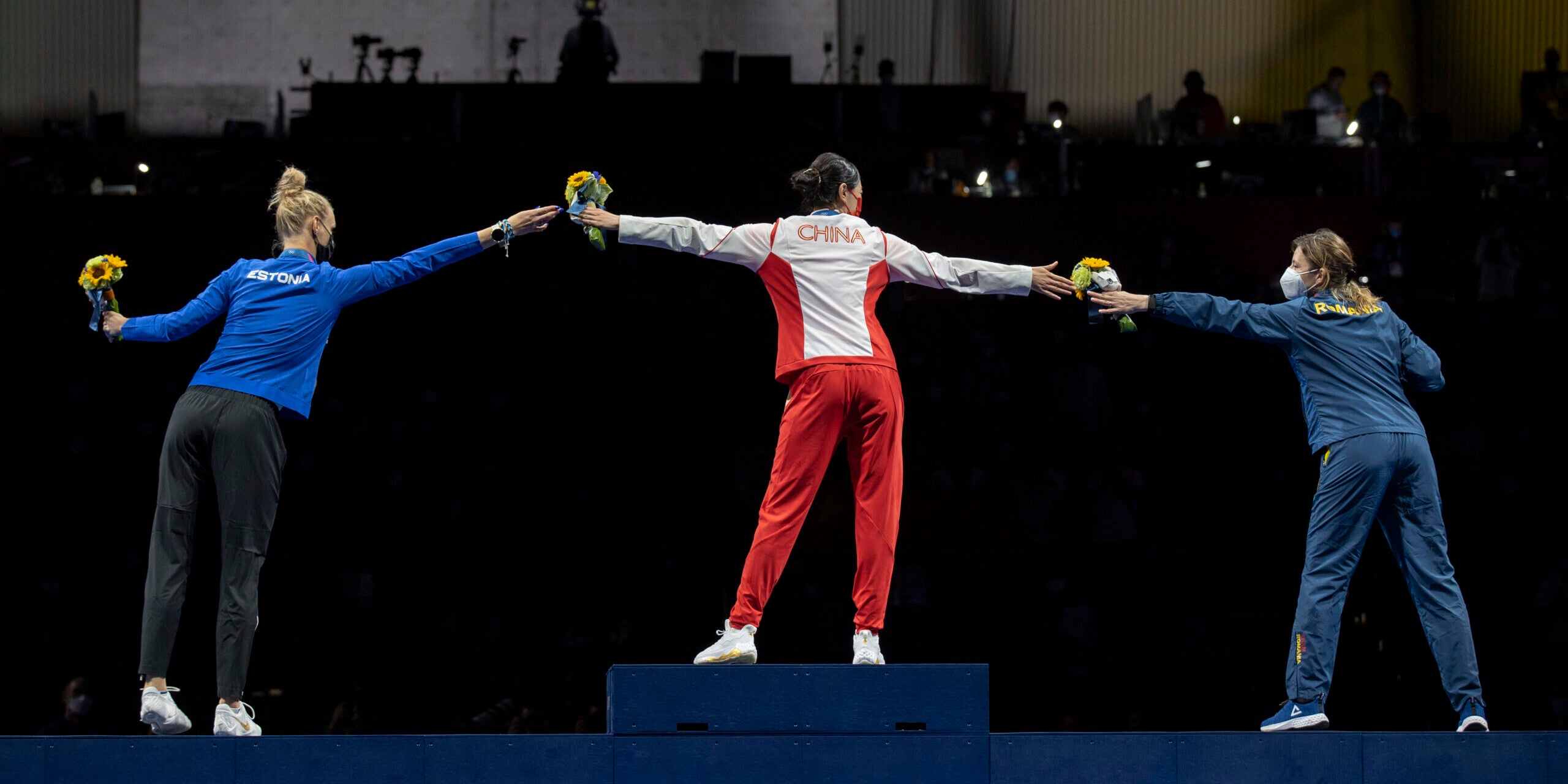 L'entrega de medalles en la disciplina d'esgrima | Europa Press