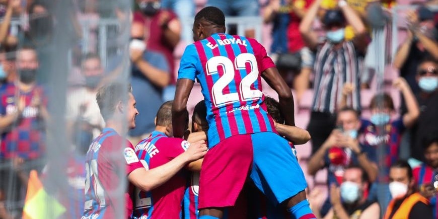 Emerson celebra un gol amb els seus companys | FC Barcelona