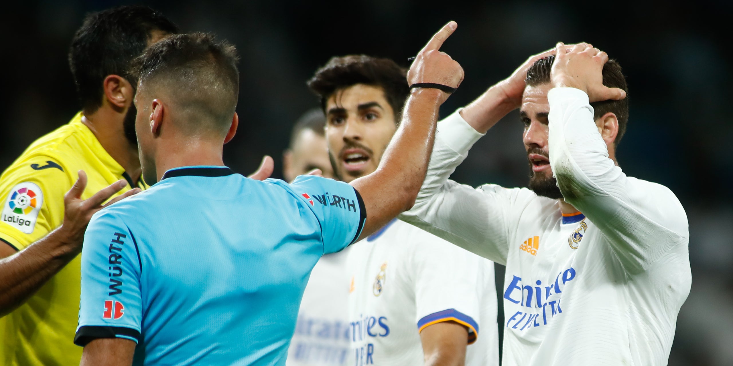 Nacho reclama un penal | Europa Press