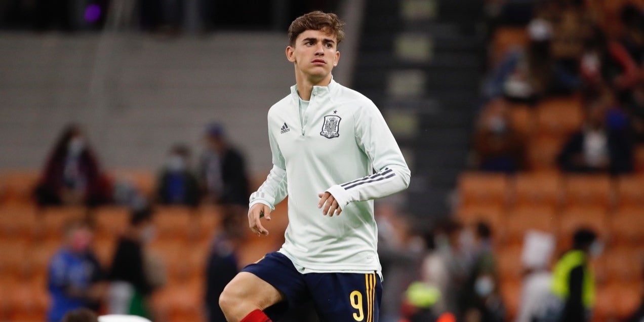 Gavi, el día de su debut con la selección española absoluta
SEFÚTBOL
6/10/2021
