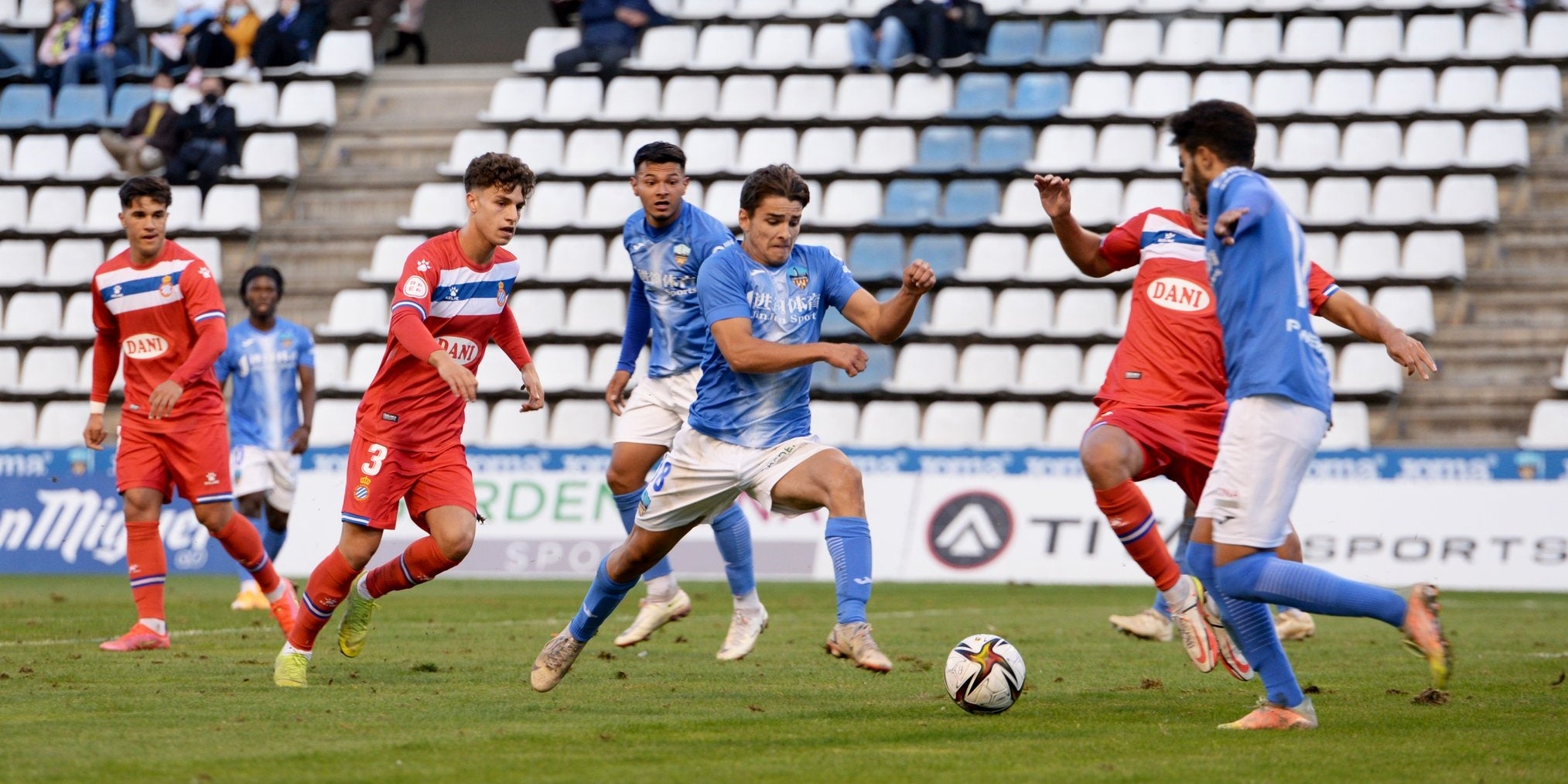 Imatge d'un partit entre el Lleida Esportiu i l'Espanyol B | Lleida Esportiu