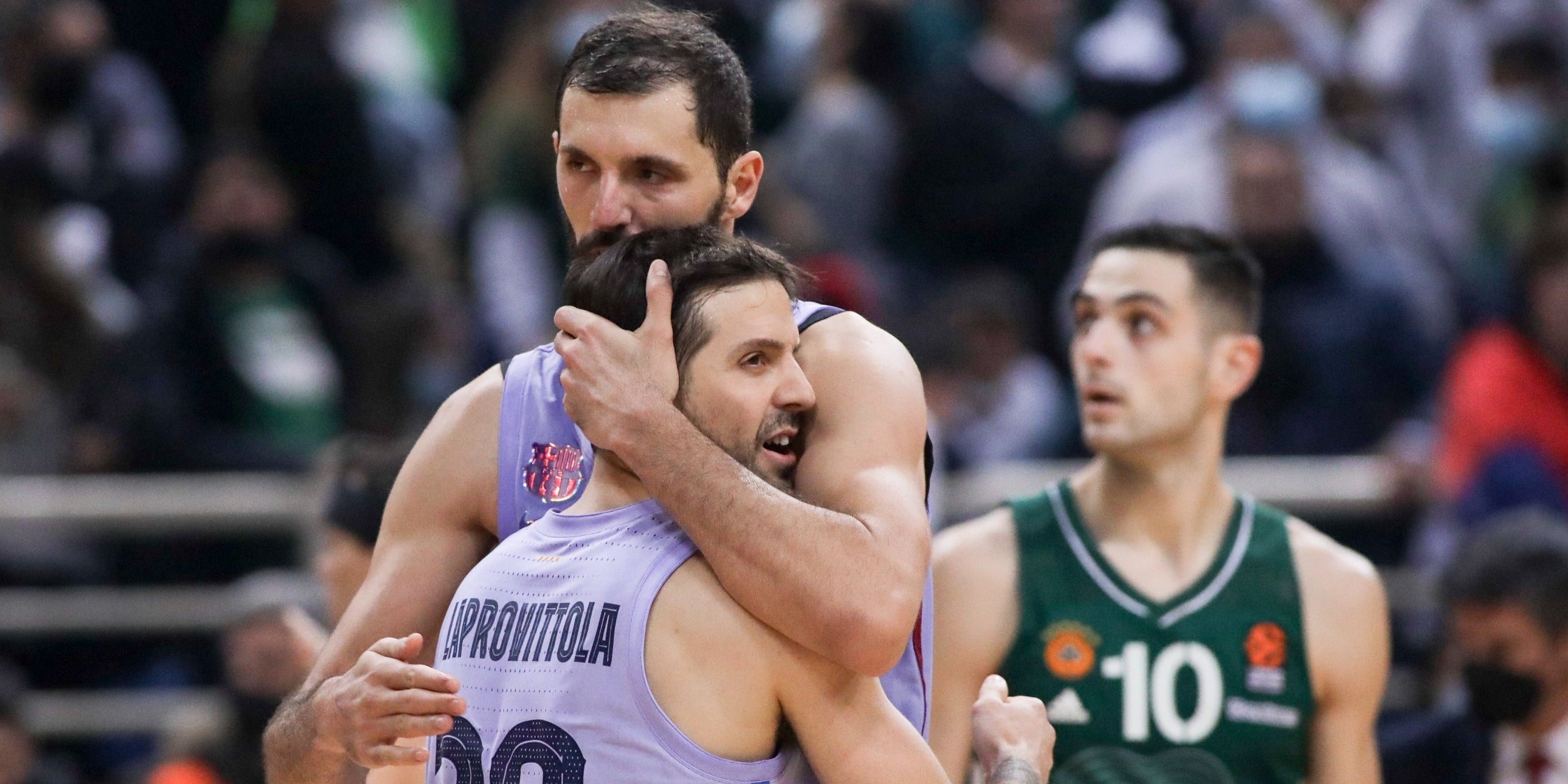 Niko Mirotic i Nico Laprovittola, a l'Oaka | FC Barcelona