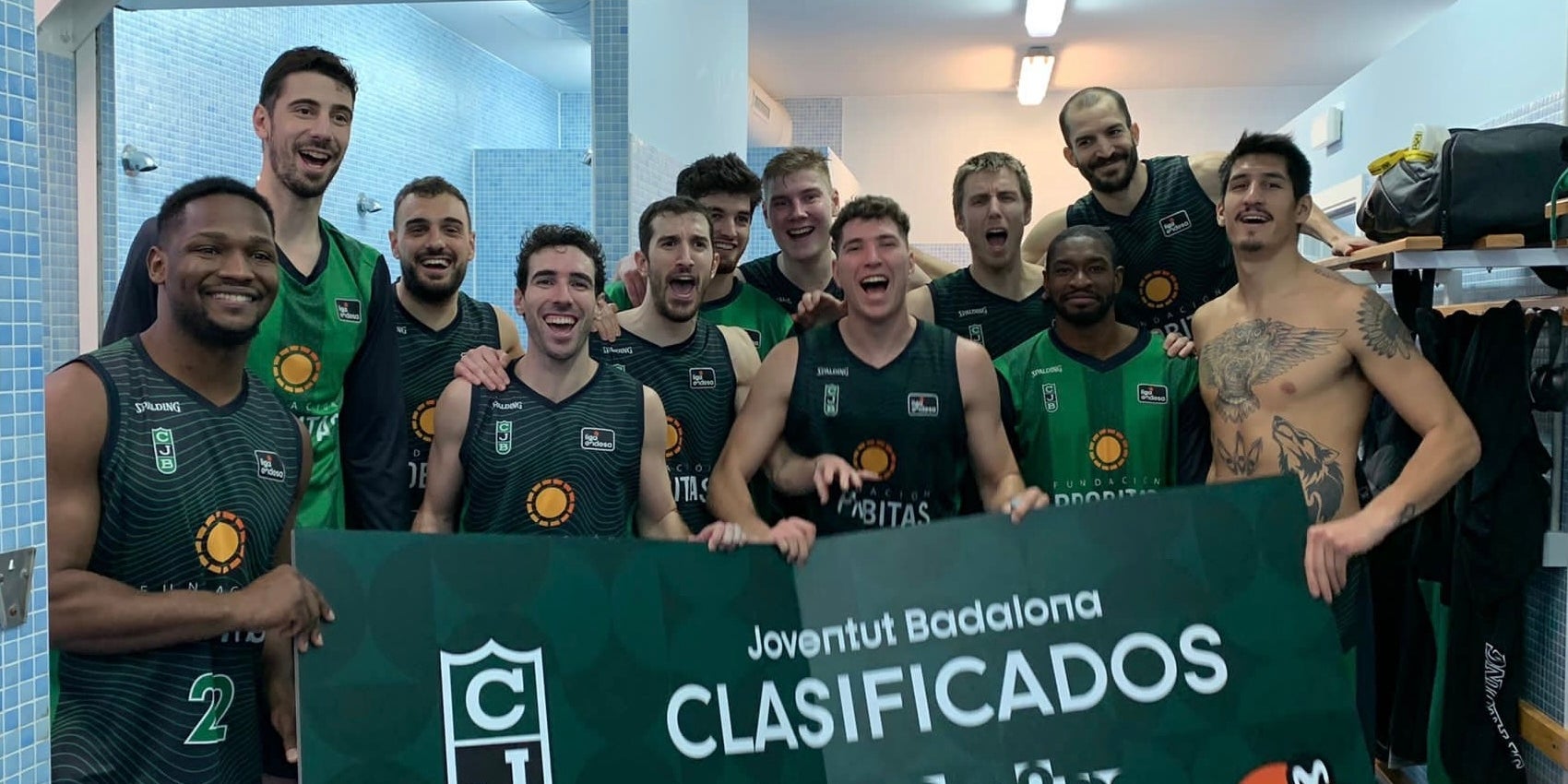 Los jugadores de la Penya celebran la clasificación para la Copa | Joventut de Badalona