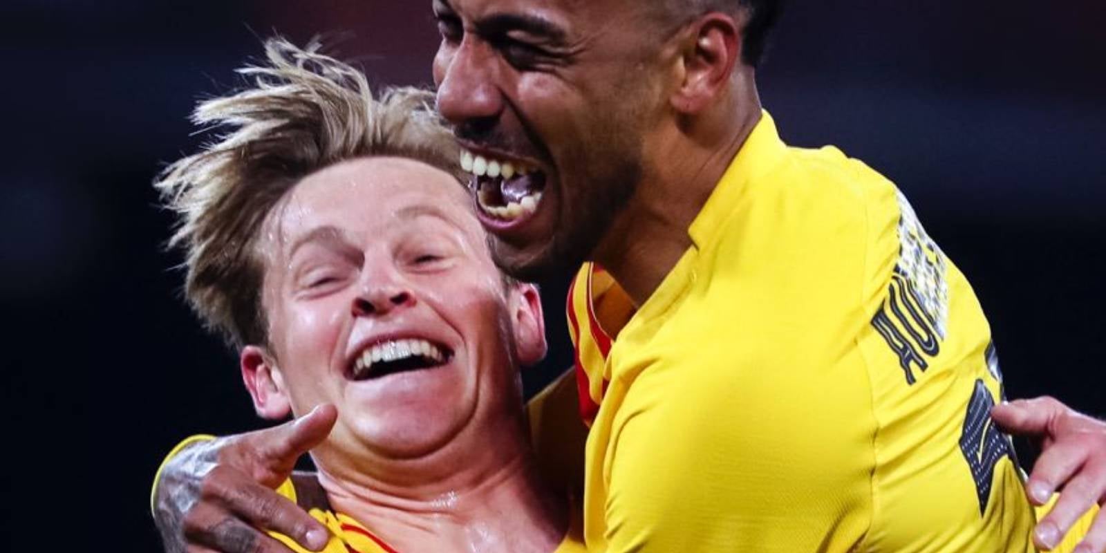 Frenkie de Jong celebra un gol amb Aubameyang | FC Barcelona