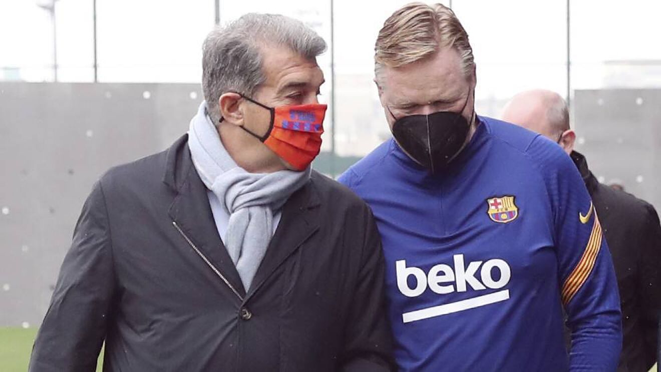 Laporta parla amb Koeman en el seu primer dia a la presidència | FC Barcelona