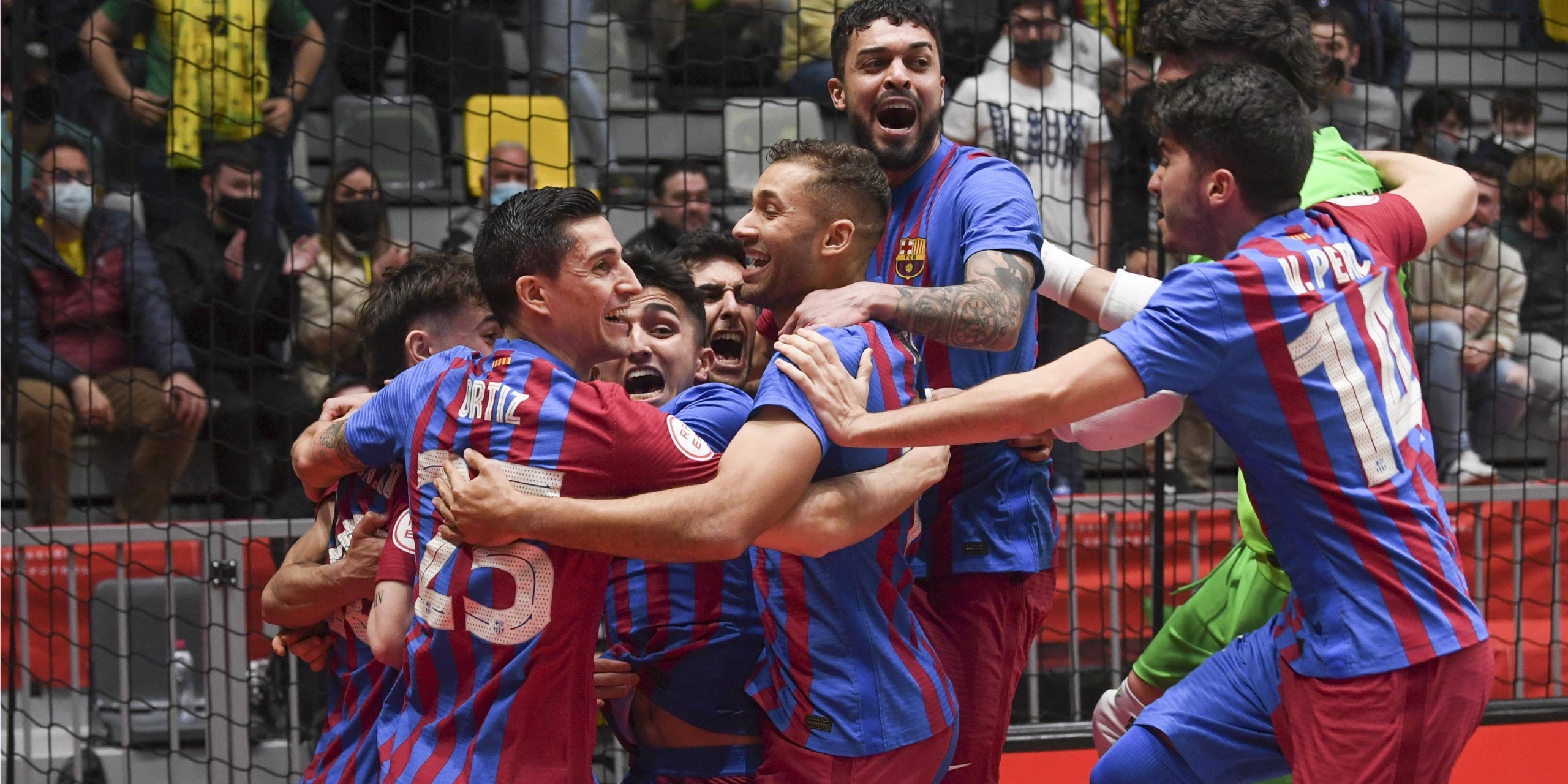 Els jugadors del Barça de futbol sala celebren la Copa | FC Barcelona