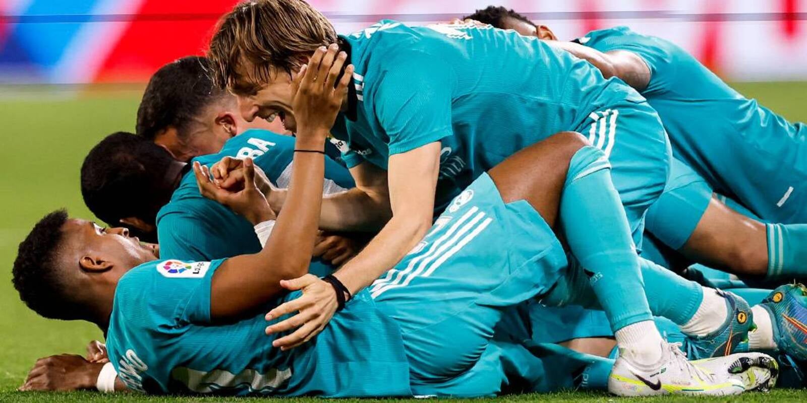 Els jugadors del Madrid celebren un gol | Reial Madrid CF