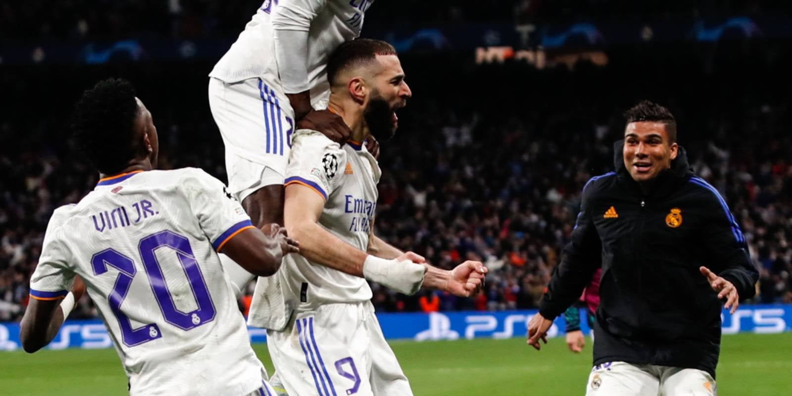 Karim Benzema celebra el 2-3 definitiu | Reial Madrid