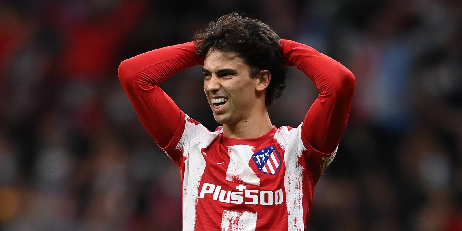 João Félix, jugador de l'Atlètic de Madrid, es lamenta després d'una ocasió fallada contra el Manchester City | UEFA